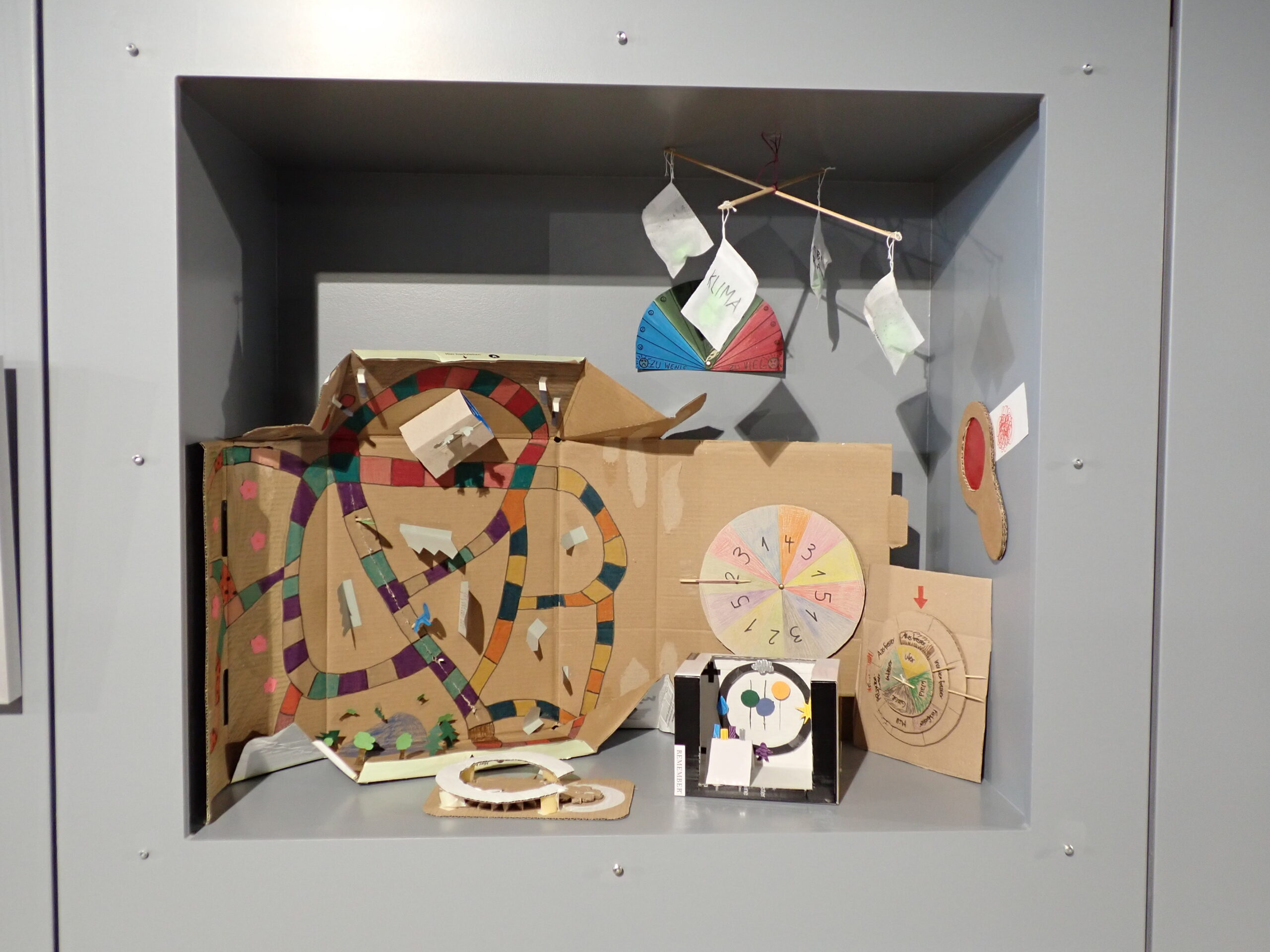 Studentische Entwürfe von Spielelementen