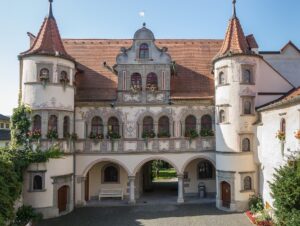 Fotografische Aufnahme des Hintergebäudes im Innenhof